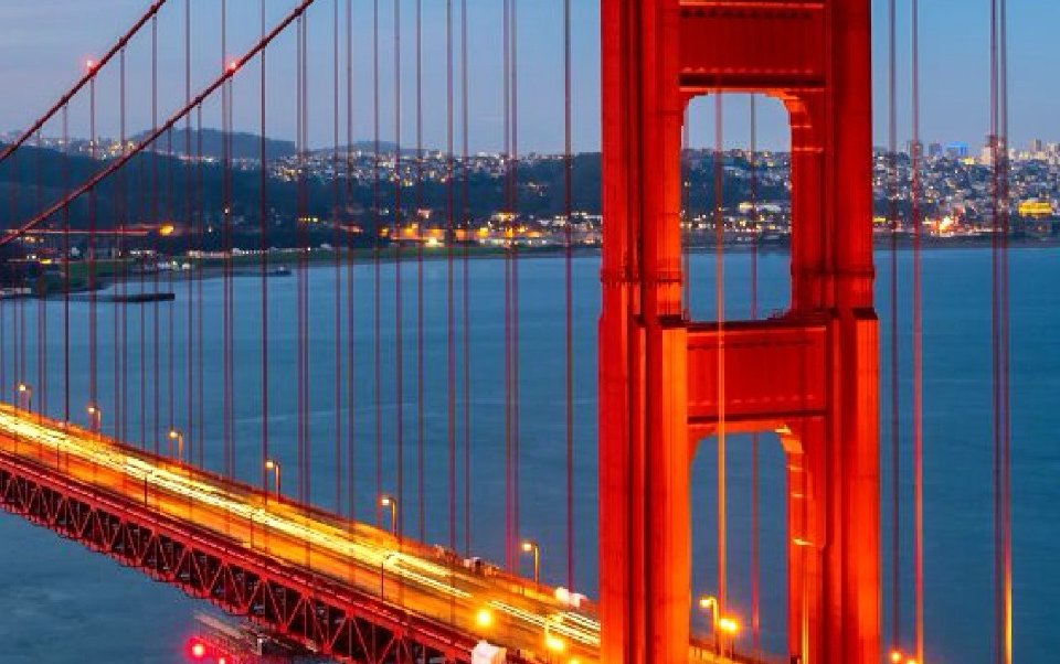 The Golden Gate Bridge at dusk